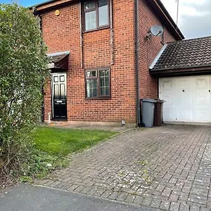 Lakeside View 2 Bedroom House Apartment